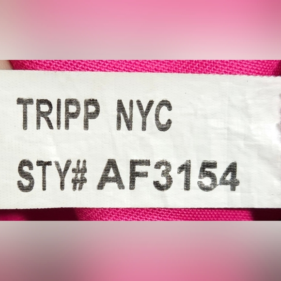 Vintage Tripp NYC Hot Pink and Black Mini Skirt - Excellent Condition - Picture 4 of 6